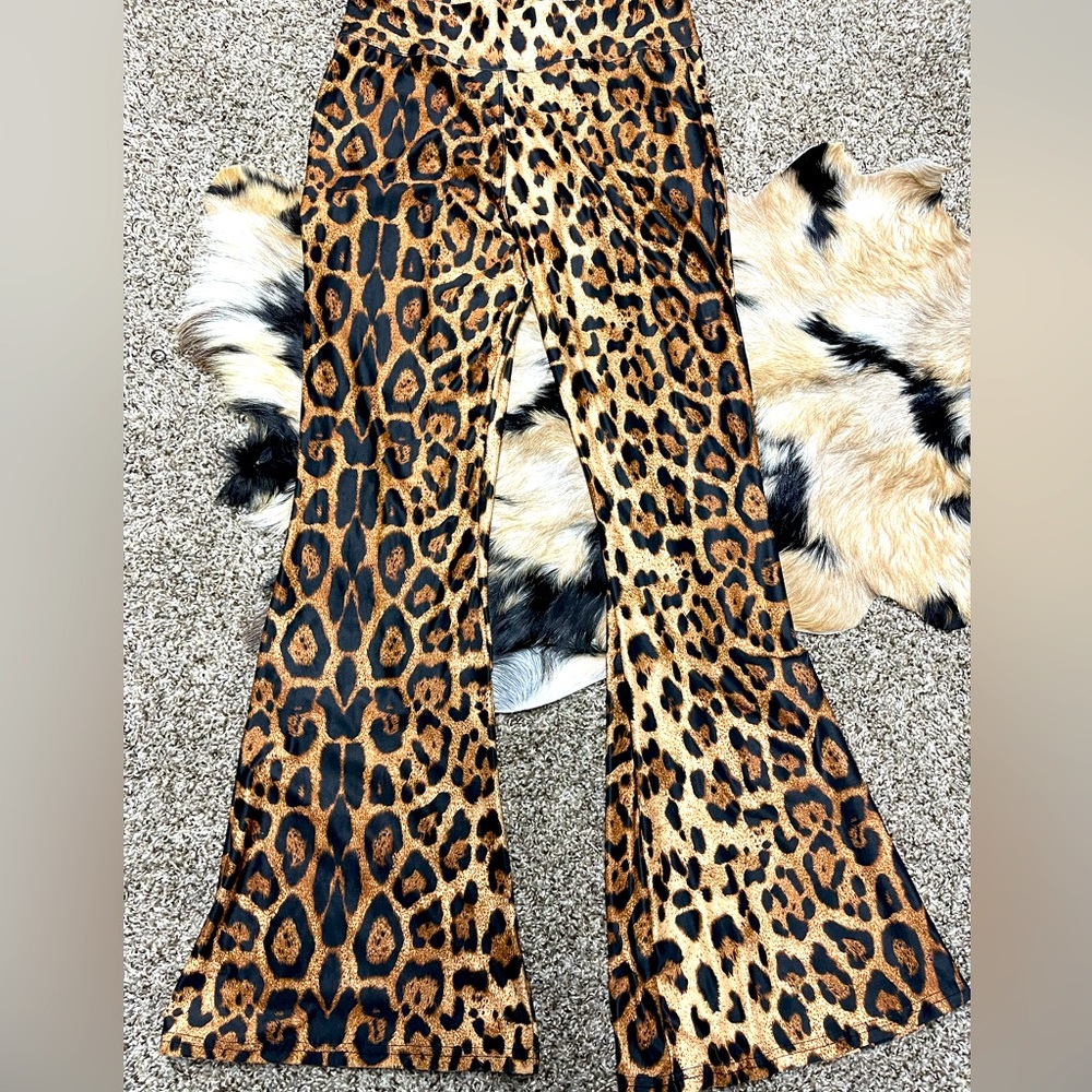 Crazy Train flare leggings Large